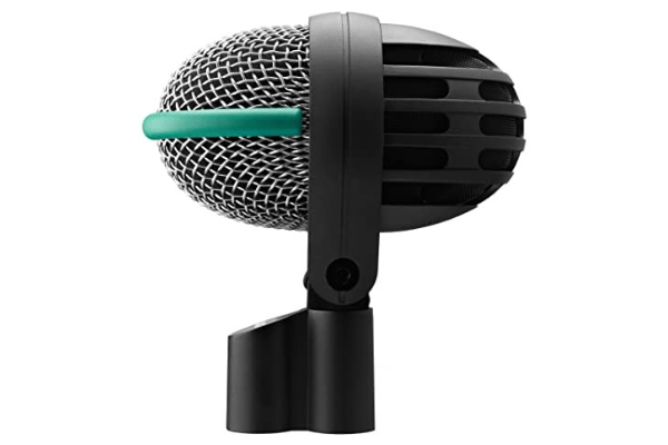AKG D112